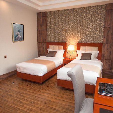 אולן בטור Resort World Terelj Hotel מראה חיצוני תמונה