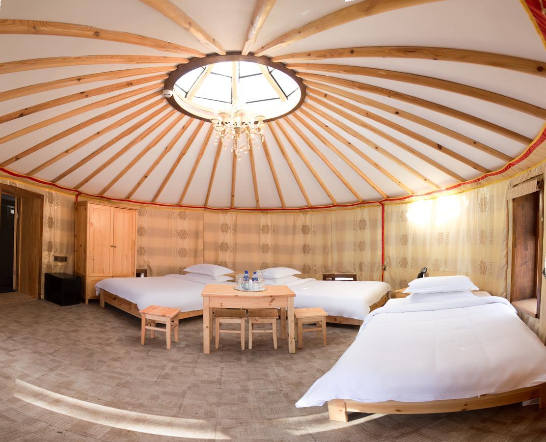 אולן בטור Resort World Terelj Hotel מראה חיצוני תמונה